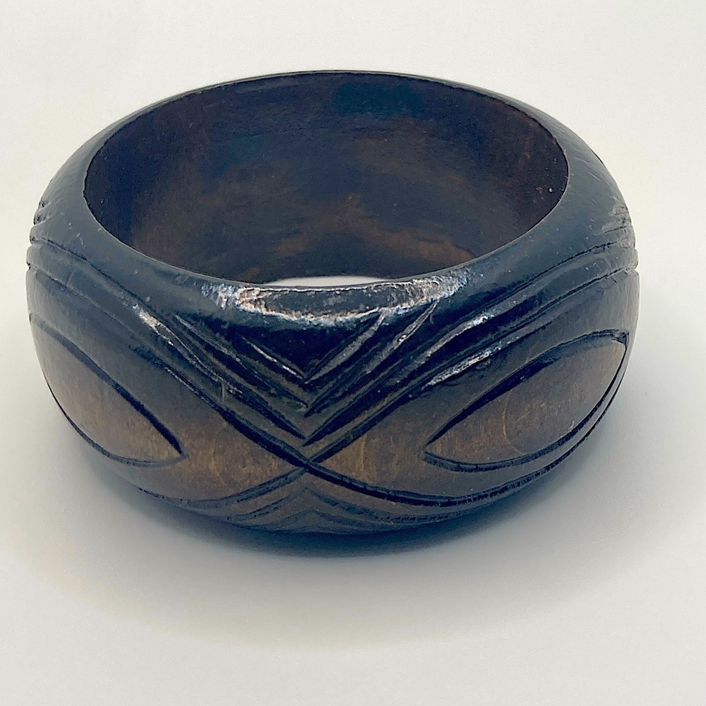 Vtg Carved / Engraved Wide Dark Wood Bangle 8” C / 2.7” D / 1.5” W
